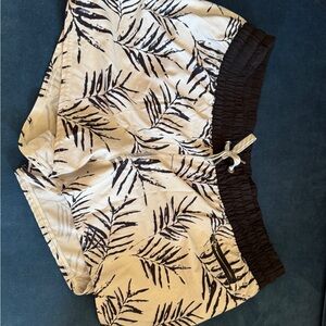 vuori Women's Cream Palm-Print Drawstring active water sport board Shorts